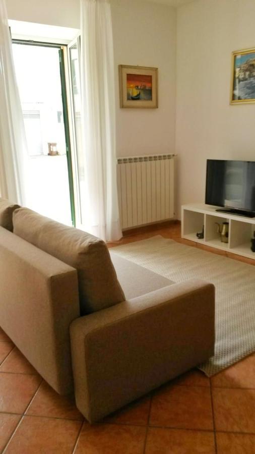 Max And Sun Parking Privato Nel Prezzo Daire Sanremo Dış mekan fotoğraf
