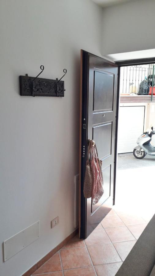 Max And Sun Parking Privato Nel Prezzo Daire Sanremo Dış mekan fotoğraf